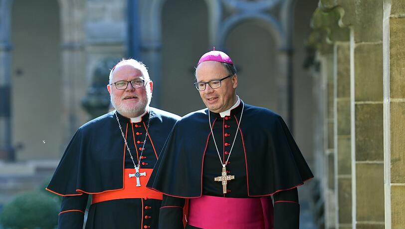 Eine historische Studie hat den Umgang mit sexuellem Missbrauch zu den Amtszeiten von Marx und Ackermann untersucht. (Archivbild) Eine historische Studie hat den Umgang mit sexuellem Missbrauch zu den Amtszeiten von Marx und Ackermann untersucht. (Archivbild)