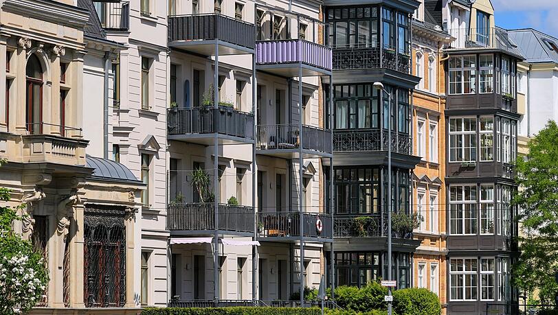 Auch in Deutschland werden viele Wohnung &uuml;ber Plattformen wie etwa Airbnb kurzzeitig vermietet. (Symbolbild)