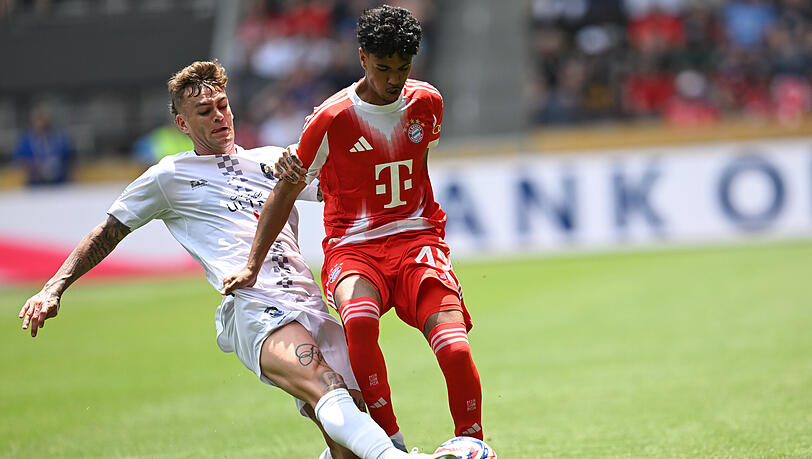 Adam Aznou kam bei der Klub-WM nur acht Minuten zum Einsatz. Adam Aznou kam bei der Klub-WM nur acht Minuten zum Einsatz.