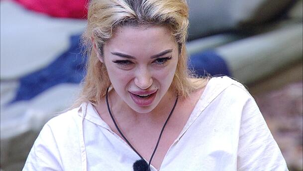 Ariel Hediger ger&auml;t im Dschungelcamp immer mehr in Konflikte mit den Mitcampern.