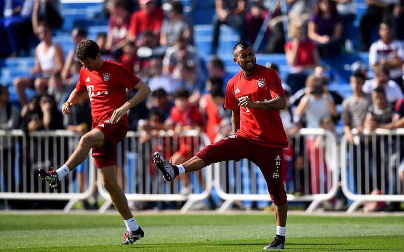 Die Bayern in der Wüste: Sehen Sie hier die besten Bilder des Trainingslagers in Doha.