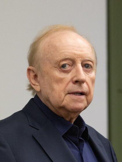 Überraschender Video-Gruß: Alfons Schuhbeck