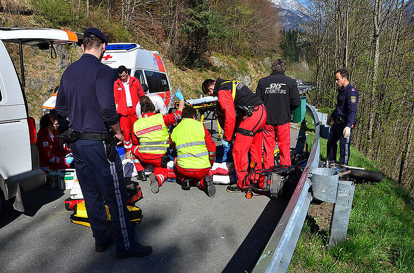 Die Bilder vom Horror-Crash in Kufstein...