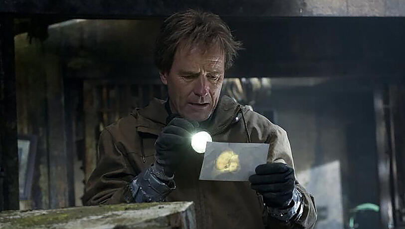 "Godzilla": Joe Brody (Bryan Cranston) kommt einem riesigen Vertuschungsmanöver auf die Spur "Godzilla": Joe Brody (Bryan Cranston) kommt einem riesigen Vertuschungsmanöver auf die Spur