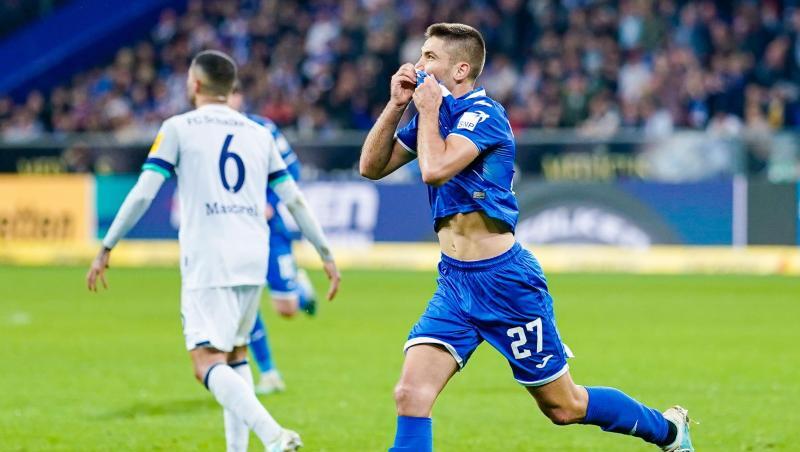 Hoffenheims Torschütze Andrej Kramaric jubelt über seinen Treffer gegen Schalke 04. Hoffenheims Torschütze Andrej Kramaric jubelt über seinen Treffer gegen Schalke 04.