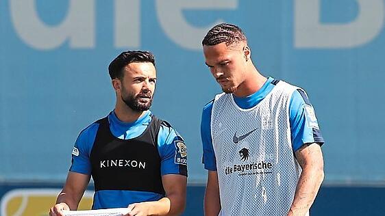 Mehr Gefahr nötig: Albion Vrenezi (l.) und Joel Zwarts.