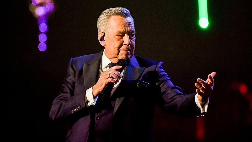 Roland Kaiser ist "stolz" auf die Verfilmung seines Lebens. Roland Kaiser ist "stolz" auf die Verfilmung seines Lebens.