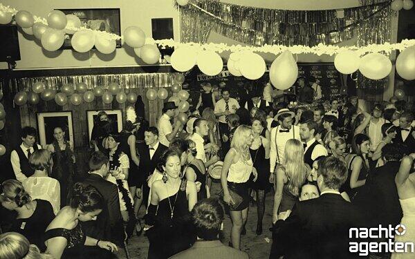 "Party Like Gatsby" war das Motto in der Villa Flora. Mehr Bilder unter:  www.nachtagenten.de