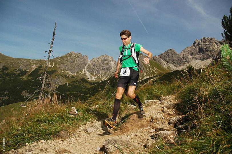 Kompressions-Strümpfe sind besonders bei Trailrunnern angesagt.