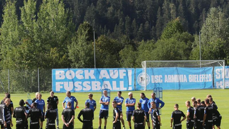 Arminia Bielefeld bereitet sich im Trainingslager in Österreich auf die kommende Saison vor. Arminia Bielefeld bereitet sich im Trainingslager in Österreich auf die kommende Saison vor.