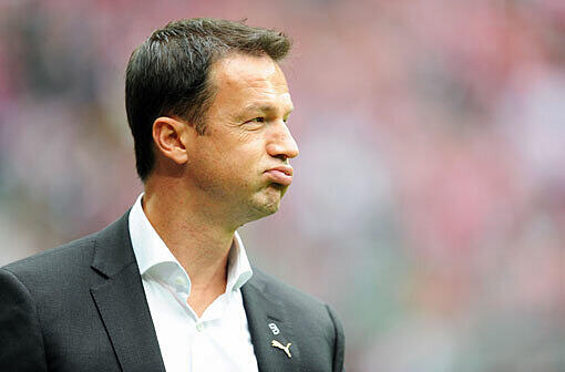 "Weil Fredi Bobic nimmer mitspielt."