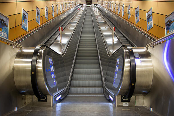Die Rolltreppen am U-Bahnhof Karlsplatz (Stachus). Die Rolltreppen am U-Bahnhof Karlsplatz (Stachus).