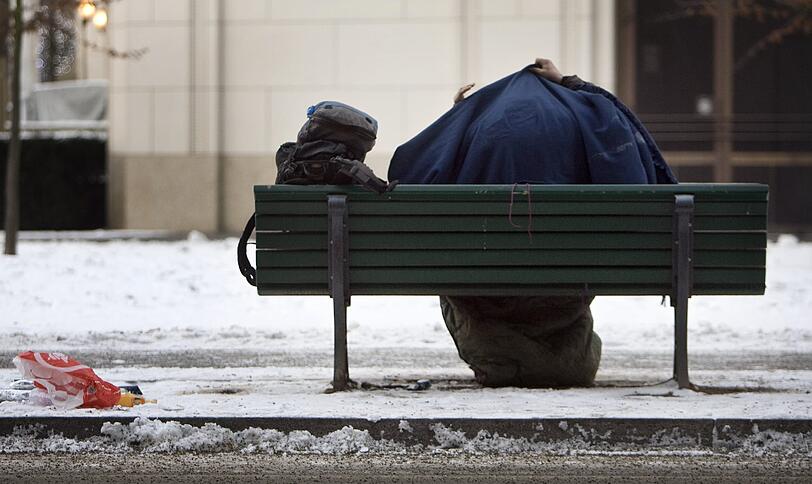 Die Nächte sind kalt - gerade für Obdachlose. Die Plätze werden knapp.