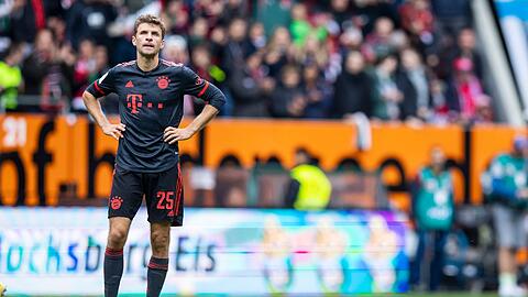 Das Remis gegen den FC Augsburg dürfte Münchens Thomas Müller die Vorfreude auf das Oktoberfest verhagelt haben.