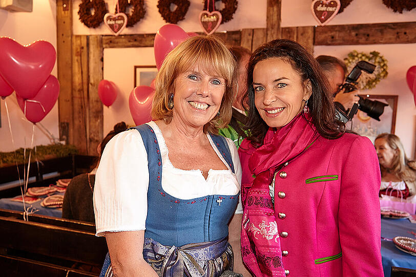 Die Bilder vom Estée Lauder Ladies Lunch im Käfer Zelt.