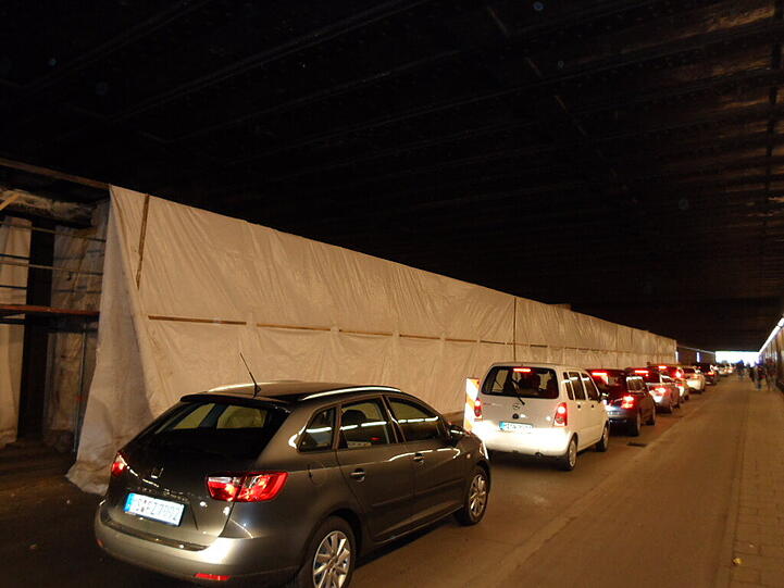 Baustelle Paul-Heyse-Tunnel: Der Blick in die dreckige Röhre