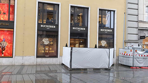 Der Tatort: Die Bucherer-Filiale in der Residenzstraße.
