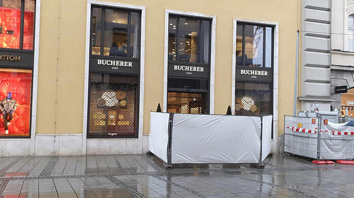 Der Tatort: Die Bucherer-Filiale in der Residenzstraße.