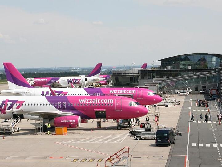 Der Billigflieger Wizz Air steuert viele Ziele in Osteuropa an.