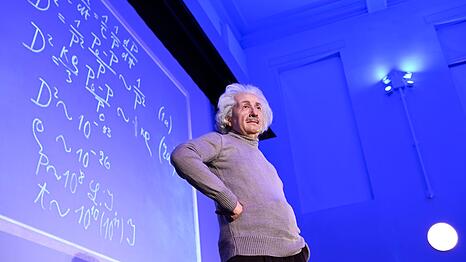 Vom Physiker und Genie Einstein ist jetzt eine Widmung aufgetaucht. (Archivbild)
