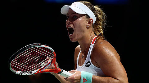Die Weltranglistenerste Angelique Kerber durfte gegen Dominica Cibulkova jubeln.