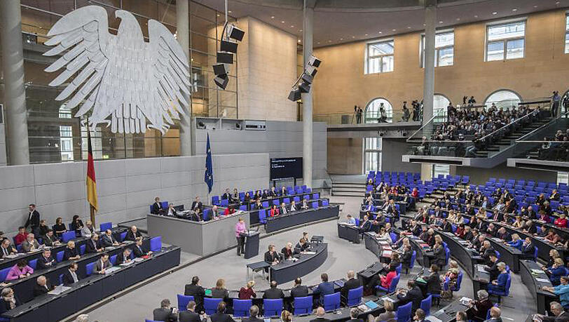 Der Entwurf wird von der künftigen Regierung überarbeitet werden. Der Entwurf wird von der künftigen Regierung überarbeitet werden.