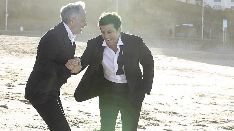 Zwei höchst unterschiedliche Freunde: Fabrice Luchini (l.) spielt den eher drögen Arthur, Patrick Bruel den Lebemann César.