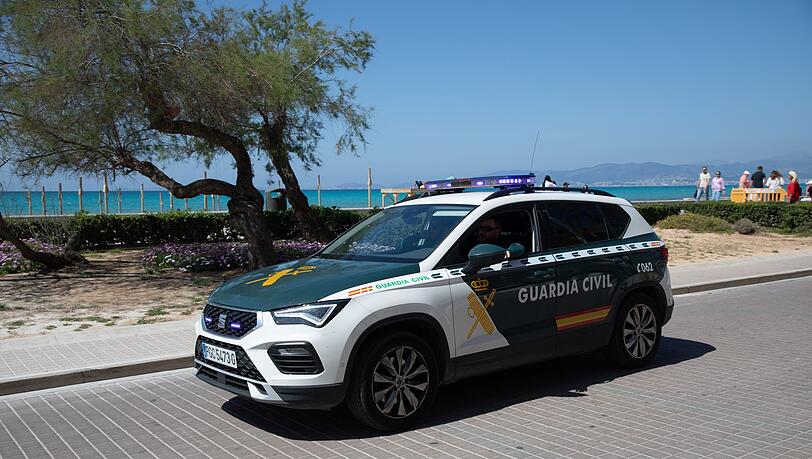 Die spanische Polizeieinheit Guardia Civil hat auf Teneriffa einen Deutschen unter dem Verdacht festgenommen, seine Mutter erschossen zu haben. (Symbolbild)