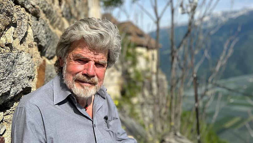 Hat Welsperg in Augenschein genommen: Bergsteiger Reinhold Messner, hier an seinem Schloss Juval. Hat Welsperg in Augenschein genommen: Bergsteiger Reinhold Messner, hier an seinem Schloss Juval.