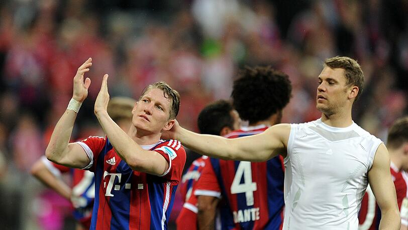 Lob gibt's vom Welttorhüter nicht nur für den Siegtorschützen Bastian Schweinsteiger. Lob gibt's vom Welttorhüter nicht nur für den Siegtorschützen Bastian Schweinsteiger.