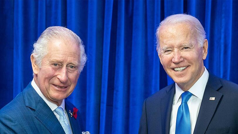 König Charles - damals noch Prinz - und Joe Biden (r.) bei einem Treffen in Schottland im Herbst 2021.