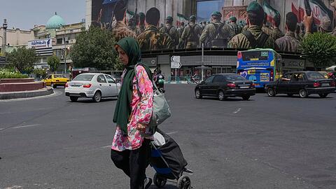 Seit dem Ende des israelischen Angriffe sind viele Iraner erleichtert - aber auch enttäuscht über eine verpasste Chance.