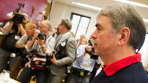 Gustl Mollath vor seiner Vernehmung im Mollath-Untersuchungsausschuss im Bayerischen Landtag