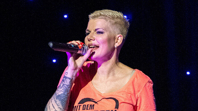 Melanie Müller packt nach dem Tod von Willi Herren über "Promis unter Palmen" aus und attackiert TV-Kollegen.