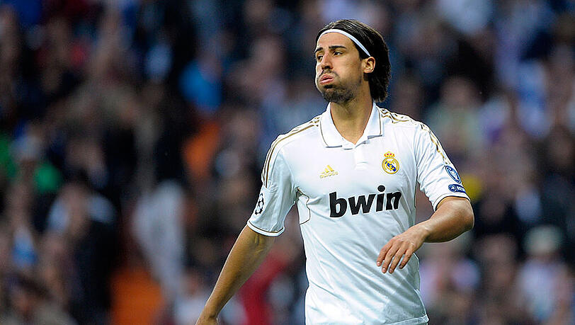 Der Vertrag von Mittelfeldspieler Sami Khedira wird nicht verlängert, er ist also ablösefrei zu haben. Neben Vereinen aus England, sind auch Teams aus der Bundesliga am Weltmeister interessiert. Der Vertrag von Mittelfeldspieler Sami Khedira wird nicht verlängert, er ist also ablösefrei zu haben. Neben Vereinen aus England, sind auch Teams aus der Bundesliga am Weltmeister interessiert.