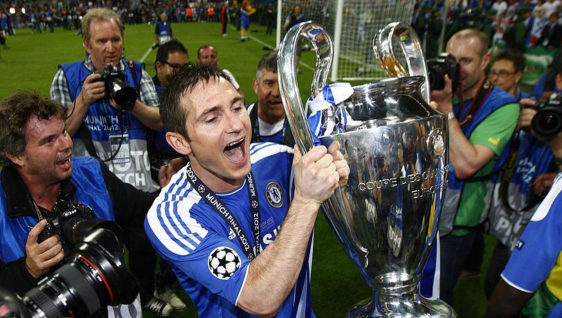 Drama dahoam: Frank Lampard, der heutige Chelsea-Trainer, bejubelt den Triumph in München am 19. Mai 2012. Drama dahoam: Frank Lampard, der heutige Chelsea-Trainer, bejubelt den Triumph in München am 19. Mai 2012.