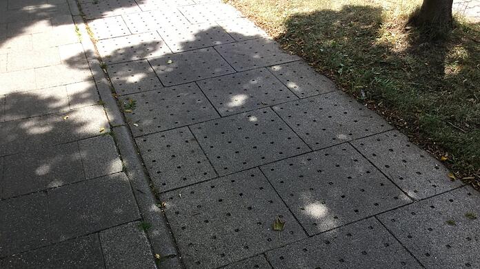 So sehen gelöcherte Wege aus.
