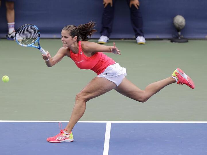 Julia Görges hat in New York die nächste Runde erreicht.