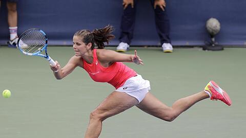 Julia Görges hat in New York die nächste Runde erreicht.
