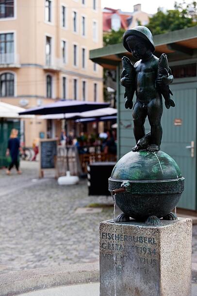 Seit diesem Jahr kann man das Wasser am Fischerbuberl am Wiener Platz offiziell trinken. Seit diesem Jahr kann man das Wasser am Fischerbuberl am Wiener Platz offiziell trinken.