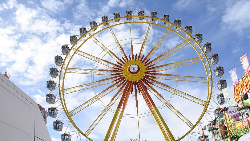 Das Frühlingsfest findet 2022 wieder auf der Theresienwiese statt