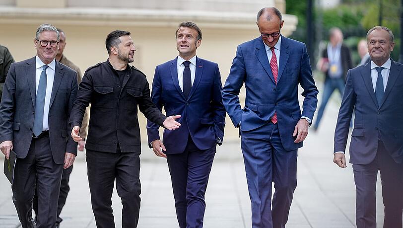 Merz will mit Selenskyj, Trump und Weiteren zur Ukraine beraten. (Archivbild)
