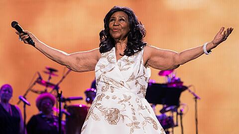 Die Sängerin Aretha Franklin während des Tribeca Film Festivals bei der Premiere von "Clive Davis: The Soundtrack of Our Lives" in der Radio City Music Hall, am 19.04.2017 in New York (USA).