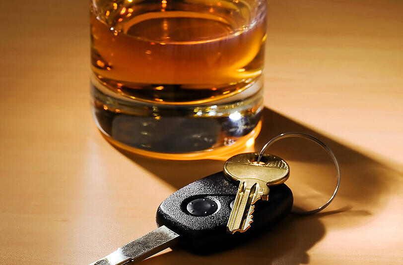 Selbst das Umparken eines Autos sollte man unter Alkoholeinfluss bleiben lassen.