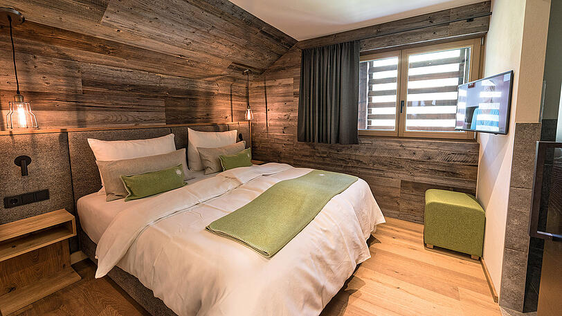 Das Chalet-Dorf Bergwiesenglück befindet sich im Ort See, mitten in einem der schönsten hoch alpinen Sommer- und Wintersportgebiete der Tiroler Alpen.