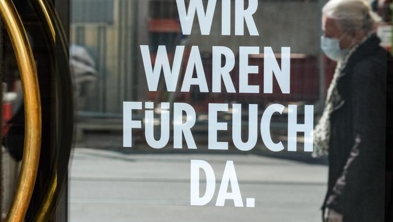 "Wir waren für Euch da." steht am Restaurant Yosoy in Berlin-Mitte. Damit wird die Initiative "Der Mittelstand. Wir sind Berlin" unterstützt. "Wir waren für Euch da." steht am Restaurant Yosoy in Berlin-Mitte. Damit wird die Initiative "Der Mittelstand. Wir sind Berlin" unterstützt.