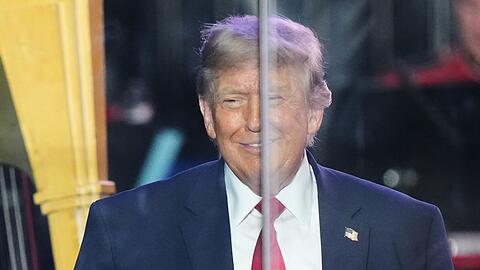 Laut Trump ist die Stra&szlig;e von Hormus offen.