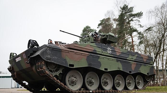 Ein Schützenpanzer Marder in der Panzertruppenschule im niedersächsischen Munster.