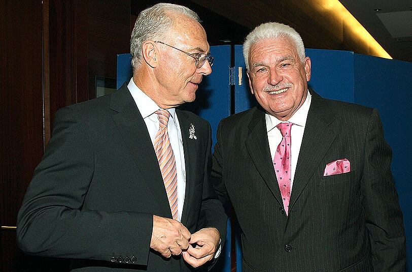 Franz Beckenbauer (links) und Sportfunktionär Fedor Radmann am Rande einer Benefiz-Gala in Berchtesgaden.