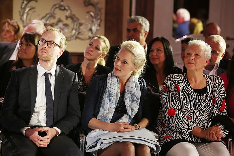 Der AZ-Modelcontest feiert Finale im Silbersaal des Deutschen Theaters. Am Ende war es Jeannie, die die Jury am meisten überzeugt hat. Die 23-Jährige ist die neue Schöne Münchnerin. Die Bilder des Galaabends zum Durchklicken.